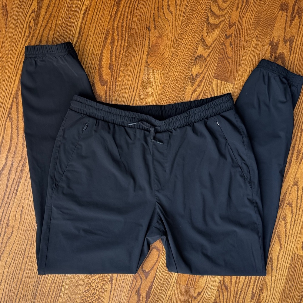 UNRL Joggers